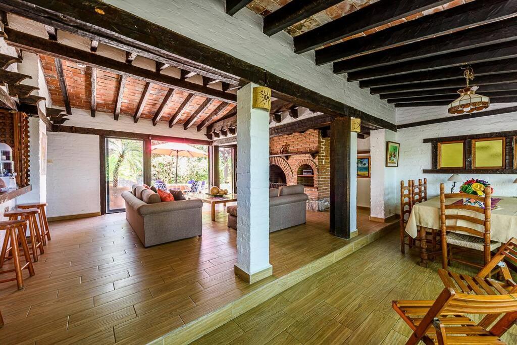 Agradable Cuarto De Hostal Sobre El Centro, Valle Valle de Bravo Luaran gambar