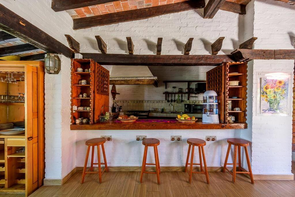 Agradable Cuarto De Hostal Sobre El Centro, Valle Valle de Bravo Luaran gambar